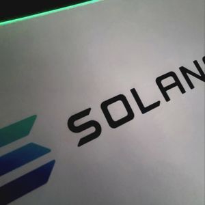 LARGE RGB GAMING MOUSEPAD ( SOLANA )Q